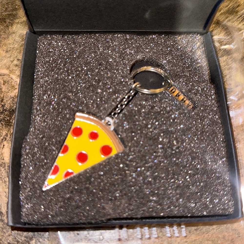 DKNY pizza keychain
